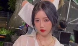 八卦爆料直播女的视频,直播女神秘视频引发热议，真相竟如此惊人！