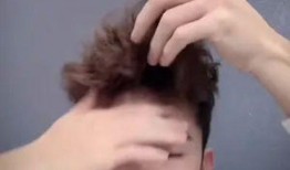 男生爆料发型翻车视频,网红发型变“灾难”，网友直呼认不出