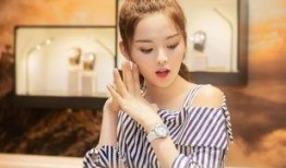 杨超越初中老师爆料视频,她的成长历程与蜕变之路