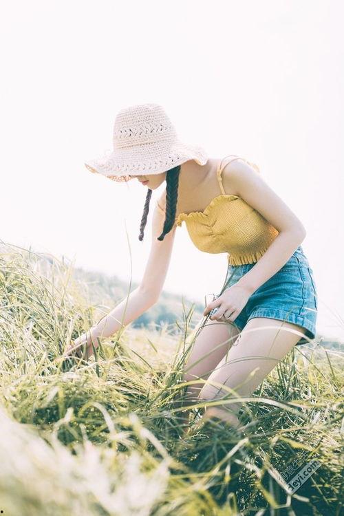 娱乐吃瓜君女生晒自拍,这颜值也太能打了吧!”